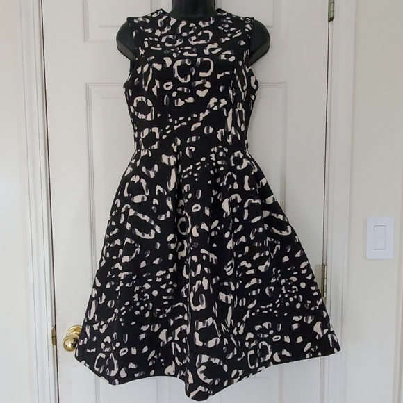 H&M Leopard Print Dress - Picture 2 of 3